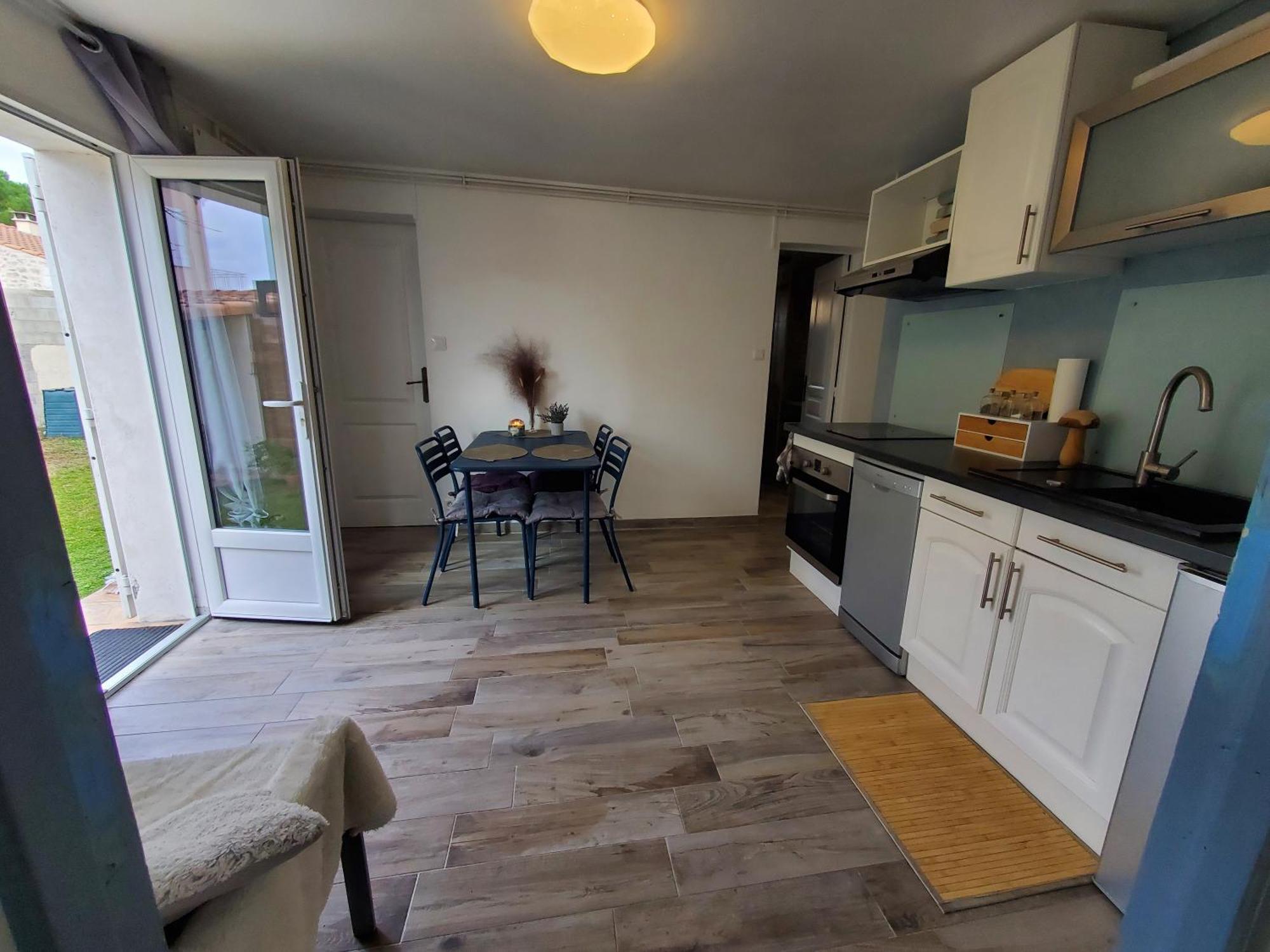 Appart 28M2 Avec Jardin Et Parking Prives, Chambre Separee Milhaud Exterior foto